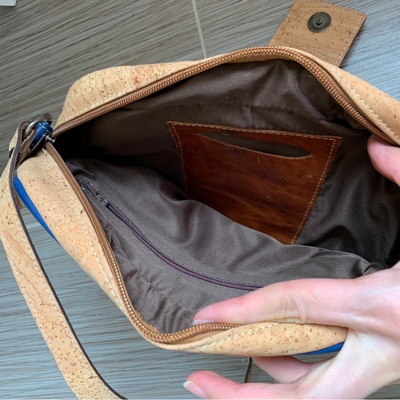 Montado Cork Bag - Picture 3 of 3